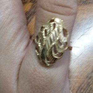 14k carved ring